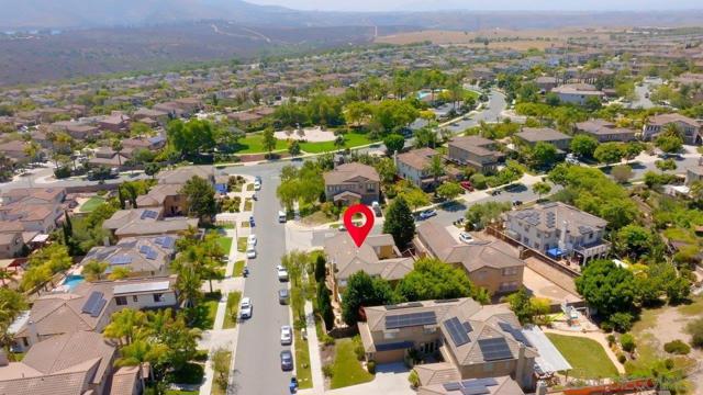 2423 Wishing Star Way, Chula Vista CA: https://media.crmls.org/mediaz/a38e0c8a-187e-47e8-af06-171dced85061.jpg