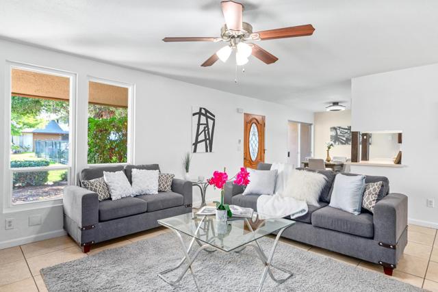 Detail Gallery Image 6 of 32 For 514 Shady Ln #C,  El Cajon,  CA 92021 - 2 Beds | 2 Baths