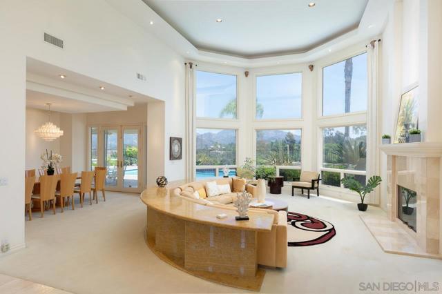 13388 Highlands Ranch Rd, Poway CA: https://media.crmls.org/mediaz/a38efdfc-7609-4435-bf6a-f3d79be56707.jpg