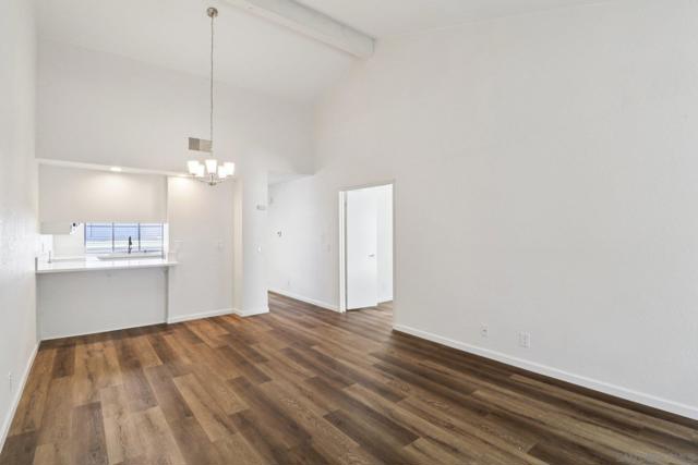 4064 Crystal Dawn Ln, San Diego CA: https://media.crmls.org/mediaz/a38f2df0-adaf-4402-adde-5e6fadc62ff4.jpg