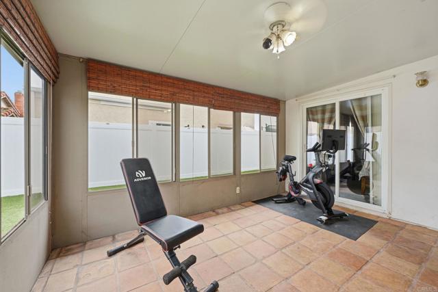 Detail Gallery Image 18 of 46 For 270 Chestnut Way, Oceanside,  CA 92057 - 3 Beds | 2 Baths