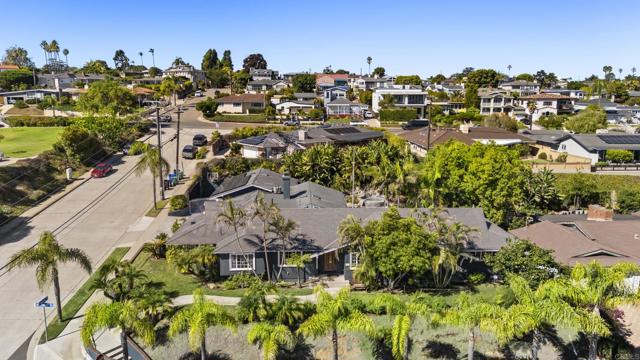 Image 2 of 55 For 1102 Fleetridge Drive