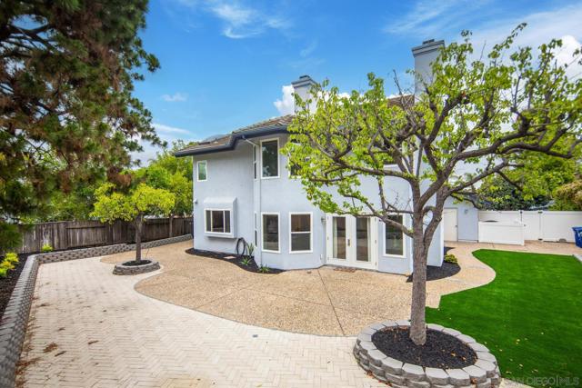13358 Twin Circle Ct, Poway CA: https://media.crmls.org/mediaz/a3903e07-38e4-4135-836c-11153bffdf59.jpg