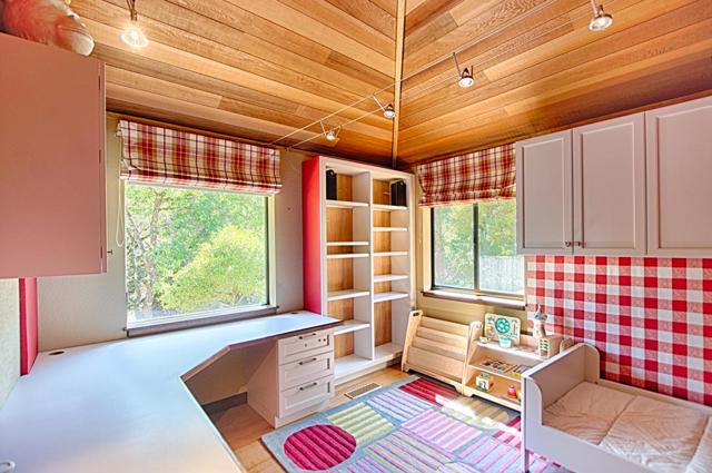 18467 Las Cumbres Road, Los Gatos CA: https://media.crmls.org/mediaz/a3908c54-07b0-41fd-a5cb-b907167a9788.jpg