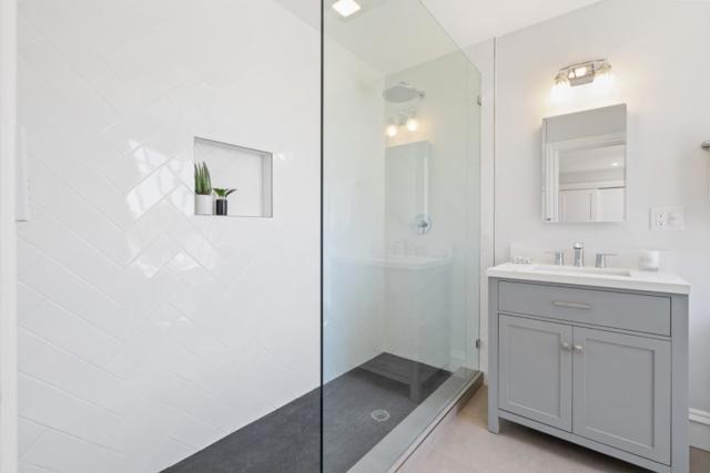 244 Lakeside Drive, Oakland CA: https://media.crmls.org/mediaz/a3915fe6-4601-4582-9fab-c13802cec460.jpg