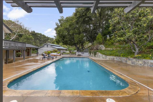 14205 Shannon Road, Los Gatos CA: https://media.crmls.org/mediaz/a3916128-8d4a-4b39-8ff5-c847e809b964.jpg