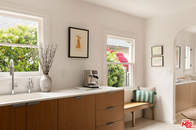 1309 Keniston Avenue, Los Angeles CA: https://media.crmls.org/mediaz/a391af07-d76d-4f06-885e-28c57e17d9e6.jpg