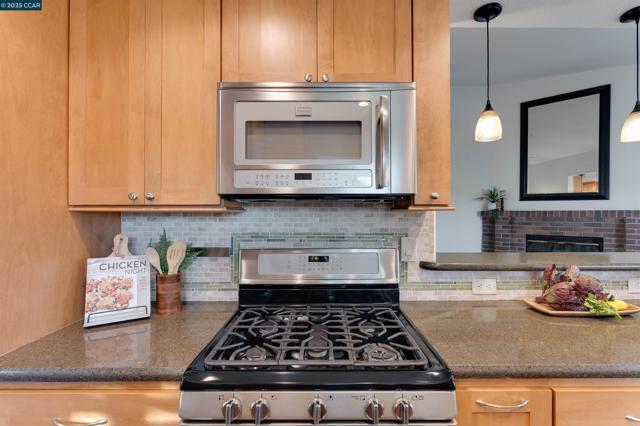1438 Landahl Ct, Benicia CA: https://media.crmls.org/mediaz/a3924096-8d2b-4f4a-82cc-02979a94fc8b.jpg