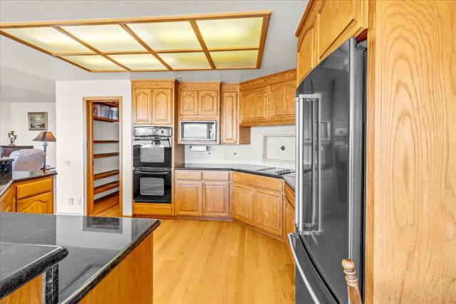 275 Nicholson Drive, Hollister CA: https://media.crmls.org/mediaz/a3924c27-b8dd-483f-a64a-46f444c8cdf5.jpg