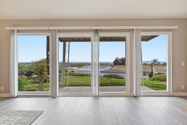 Detail Gallery Image 18 of 34 For 3808 Vista Campana #29,  Oceanside,  CA 92057 - 2 Beds | 2 Baths