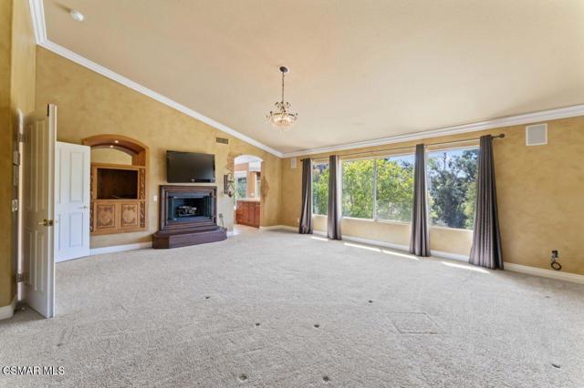 64 Highland Road, Simi Valley CA: https://media.crmls.org/mediaz/a393d458-1637-424f-a014-2ab9dbee0ef7.jpg