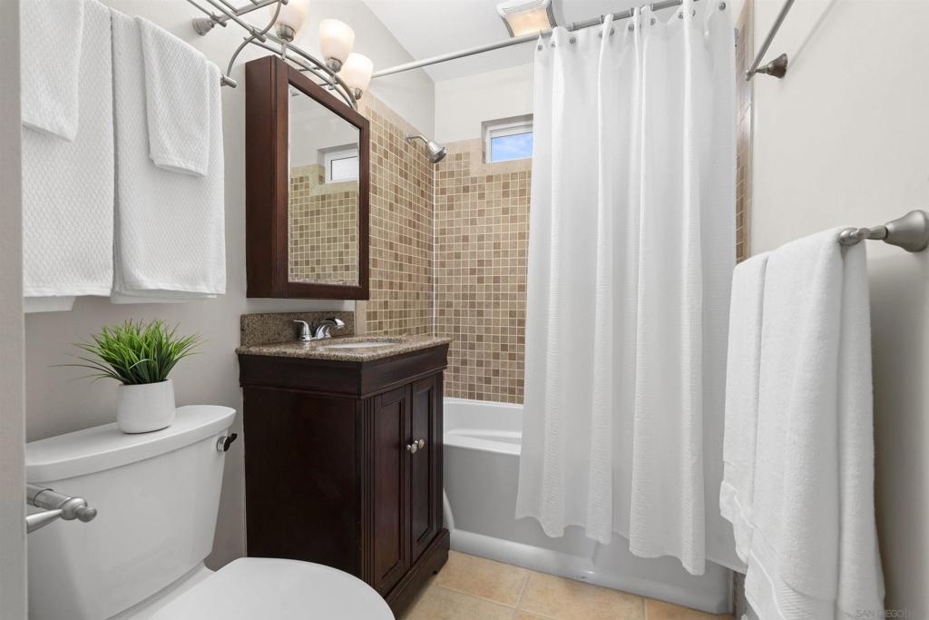 MLS #250034294SD img 32