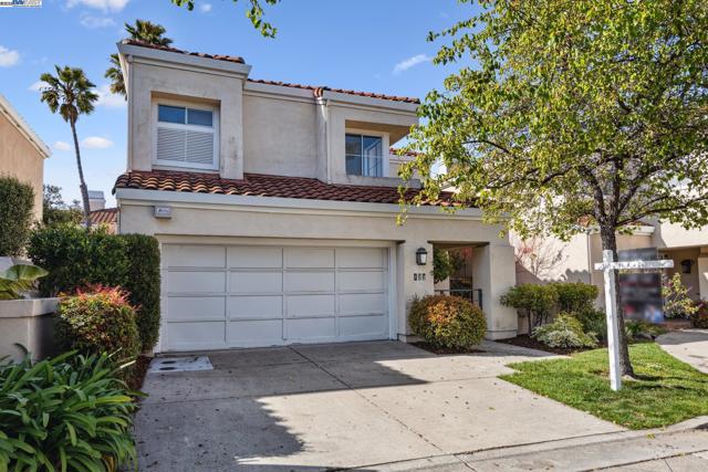 121 Jervis Bay, Alameda CA: https://media.crmls.org/mediaz/a3940d60-b1fe-48a3-908f-7794a4656663.jpg