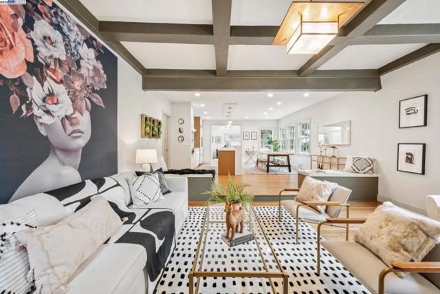 198 BRET HARTE ROAD, Berkeley CA: https://media.crmls.org/mediaz/a394196a-1f86-46dc-881d-c69949a8ae7e.jpg