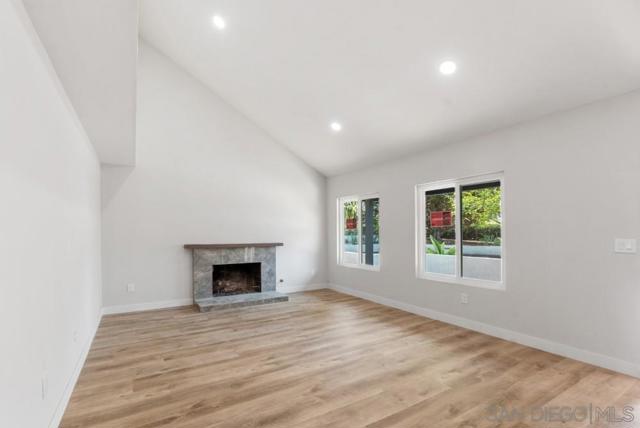 13765 Celestial Rd, Poway CA: https://media.crmls.org/mediaz/a396246f-6a73-4848-9116-7a4ef365714e.jpg