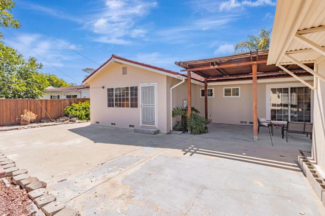 2081 Sheraton Drive, Santa Clara CA: https://media.crmls.org/mediaz/a396af30-85bc-4945-98a3-7a5e24f10442.jpg