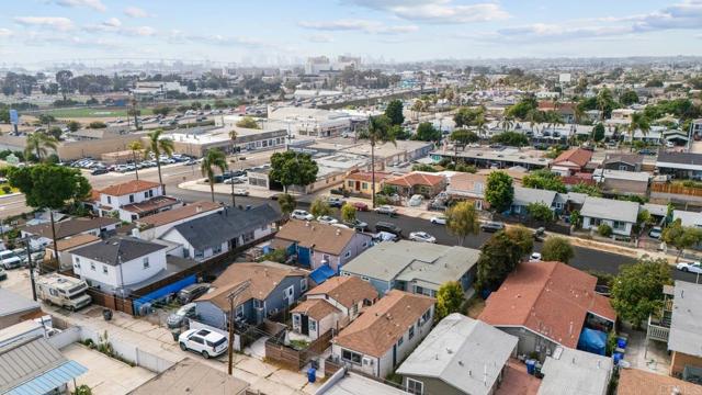 42 48 E 5Th Street, National City CA: https://media.crmls.org/mediaz/a396c9f9-51c7-4d0d-a606-82b07b065d72.jpg