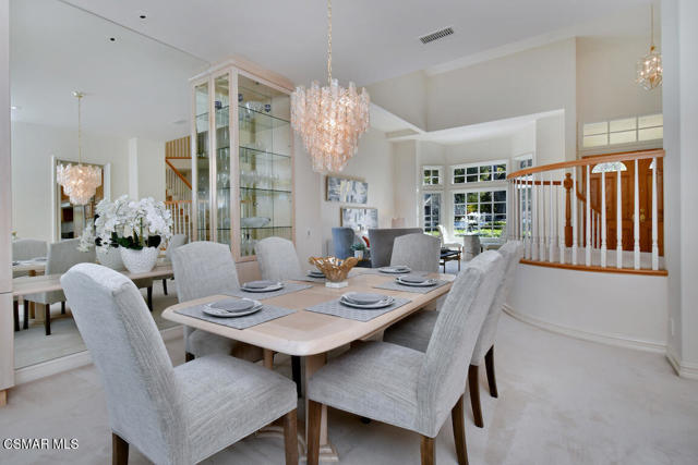 31775 Oak Ranch Court, Westlake Village CA: https://media.crmls.org/mediaz/a396fd61-3b0e-4dd6-b0c3-a9a5aeacd810.jpg