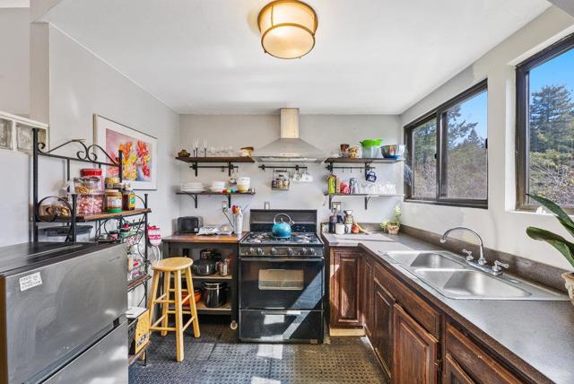 2900 Buzzard Lagoon Road, Corralitos CA: https://media.crmls.org/mediaz/a397fb89-dc15-4aa0-8f06-2c1d4bf0c742.jpg