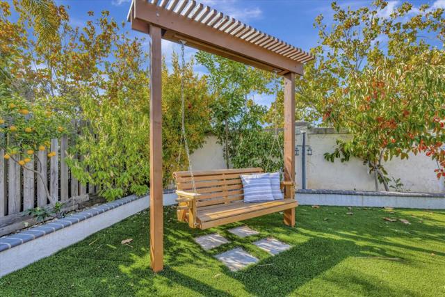 5213 Silvercrest Ridge Court, San Jose CA: https://media.crmls.org/mediaz/a3982c6b-a6ab-4147-a1af-5bf14975b592.jpg