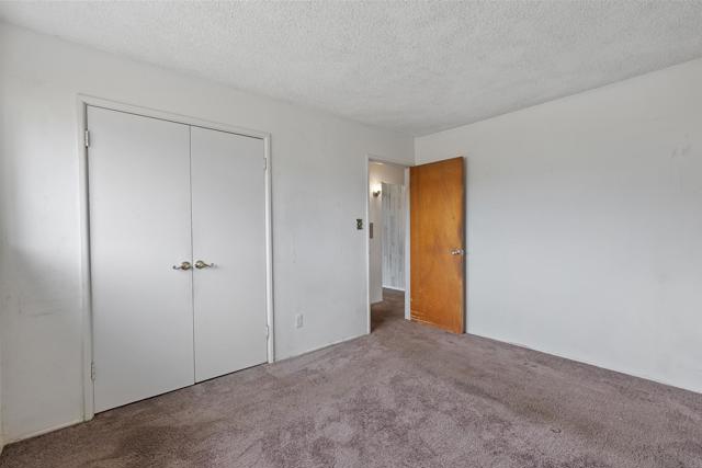 1271 Bosworth St, El Cajon CA: https://media.crmls.org/mediaz/a39832f8-060d-418a-a710-19281663b274.jpg