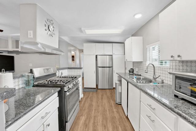 Front Image Thumbnail for CRPTP2505906