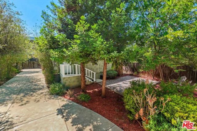 1404 N Hoover Street, Los Angeles CA: https://media.crmls.org/mediaz/a3997a2a-6904-4d2f-bcec-1e3135ef1e0c.jpg