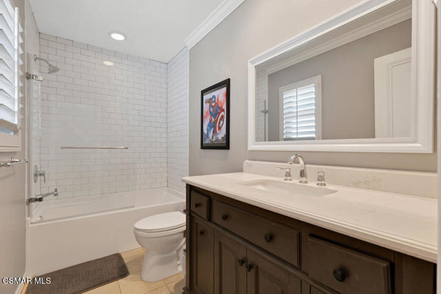 6217 Nita Avenue, Woodland Hills CA: https://media.crmls.org/mediaz/a39aff8a-dc98-4b00-b73f-9af45dfcd0c7.jpg