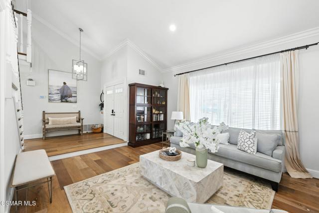 3225 Bear Creek Drive, Newbury Park CA: https://media.crmls.org/mediaz/a39b1823-e865-4e30-a0e0-574d3e3bfdf4.jpg
