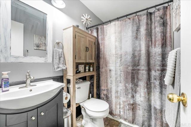 Detail Gallery Image 19 of 30 For 10212 Swanton Dr, Santee,  CA 92071 - 4 Beds | 2 Baths