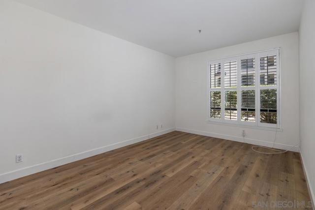 5895 FRIARS RD, San Diego CA: https://media.crmls.org/mediaz/a3a11e80-10ec-4ea7-a6ec-057e09880118.jpg