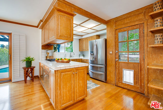 7701 Toland Avenue, Los Angeles CA: https://media.crmls.org/mediaz/a3a2b0ac-45ca-4cd4-a66b-aff8043bc418.jpg