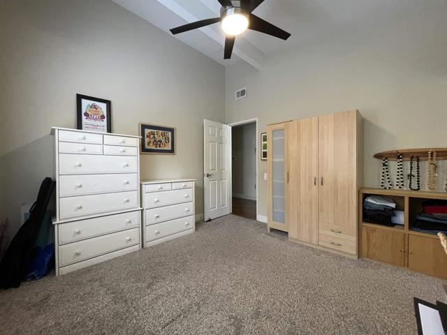Detail Gallery Image 37 of 56 For 6860 Whitaker Ave, Lake Balboa,  CA 91406 - 3 Beds | 2 Baths