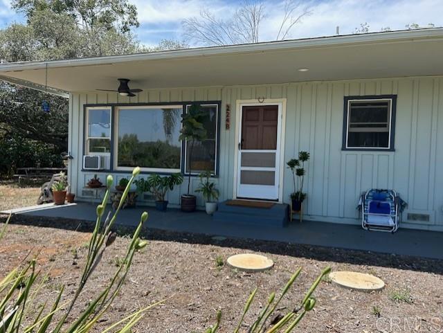 2248 Buena Creek Rd., Vista CA: https://media.crmls.org/mediaz/a3a3f50e-dc35-42d6-8c11-d7e46b614ce5.jpg