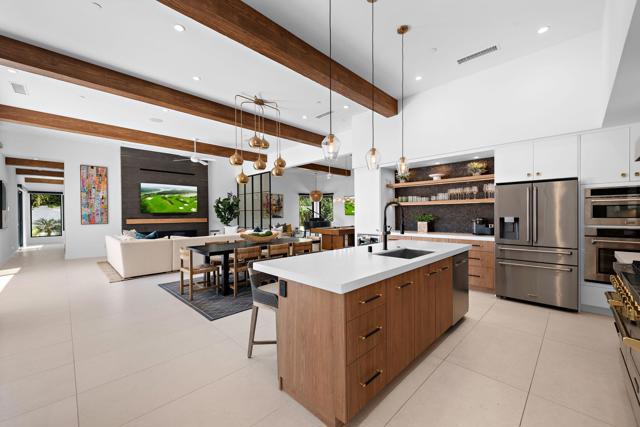 43421 Joshua Road, Rancho Mirage CA: https://media.crmls.org/mediaz/a3a5b826-ecdf-47ca-83f1-0579603f747f.jpg