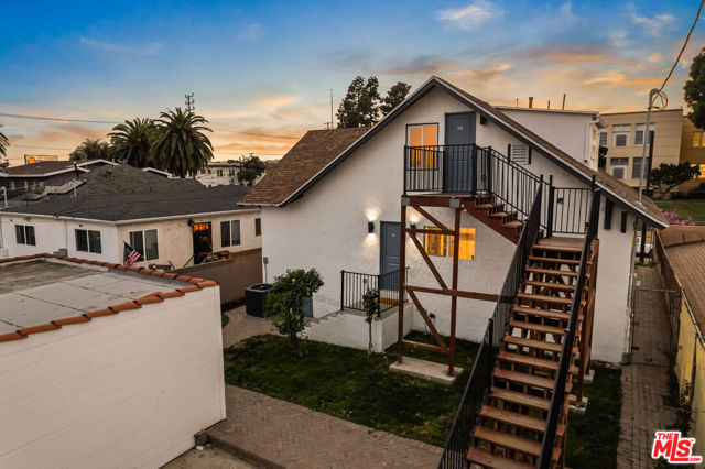 426 N Pacific Avenue, San Pedro CA: https://media.crmls.org/mediaz/a3a5c52c-fc20-49cf-a73f-a3948ee89197.jpg
