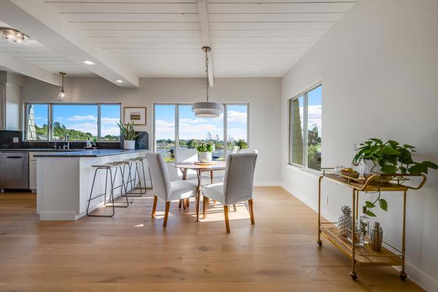 207 Driftwood Court, Aptos CA: https://media.crmls.org/mediaz/a3a5d99b-9fa5-48a3-95a1-e657268acd3c.jpg