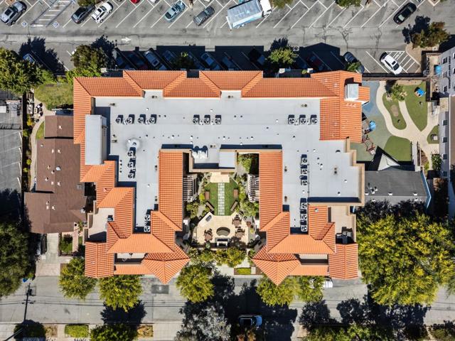 777 Walnut Street, San Carlos CA: https://media.crmls.org/mediaz/a3a60772-74c2-4eca-b149-9613eaf47250.jpg