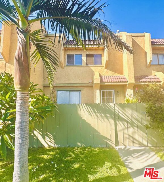 3843 Monterey Avenue, Baldwin Park CA: https://media.crmls.org/mediaz/a3a70bb4-30b0-4c35-8beb-116ef8855145.jpg