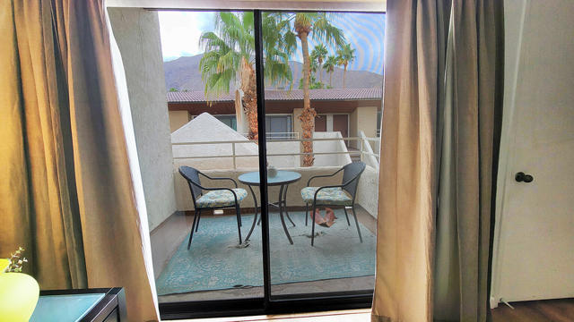 Image 12 of 46 For 467 Calle El Segundo  D20