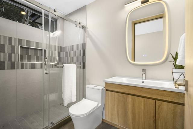 711 Central Avenue, Menlo Park CA: https://media.crmls.org/mediaz/a3a818b7-24d2-410d-82a2-955b2ed730ea.jpg