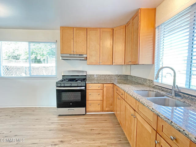 2467 Invar Court, Simi Valley CA: https://media.crmls.org/mediaz/a3a826b9-3e2c-46cd-a8d3-56a8745500ff.jpg