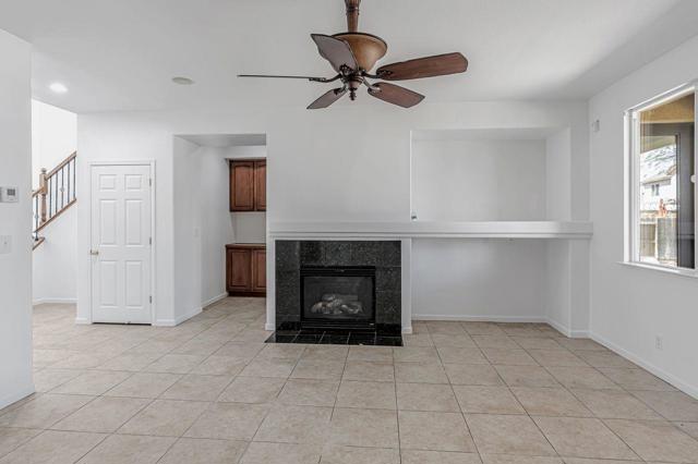 1619 Tumbleweed Way, Los Banos CA: https://media.crmls.org/mediaz/a3a8487d-d948-46fa-a8d7-6475b5882ddc.jpg
