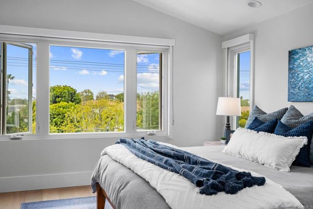 Detail Gallery Image 33 of 69 For 301 Juniper Ave, Carlsbad,  CA 92008 - 3 Beds | 3/1 Baths