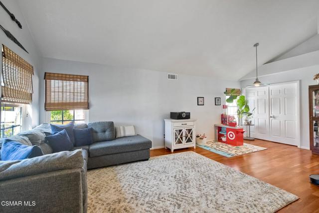 4517 Big Sur Street, Oceanside CA: https://media.crmls.org/mediaz/a3a8a35a-095f-47ef-92c7-925ec68f0a14.jpg