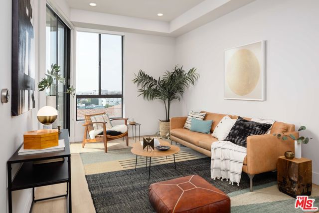 3833 Dunn, Culver City CA: https://media.crmls.org/mediaz/a3a8d431-8951-47ef-96d2-c5bbe2ebdf26.jpg