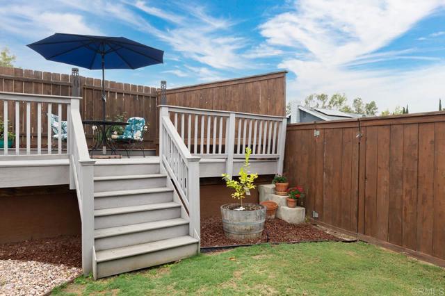 6714 Bedlow Ct, San Diego CA: https://media.crmls.org/mediaz/a3a8e00b-7f40-4c81-bb32-b1ff498ba5f1.jpg