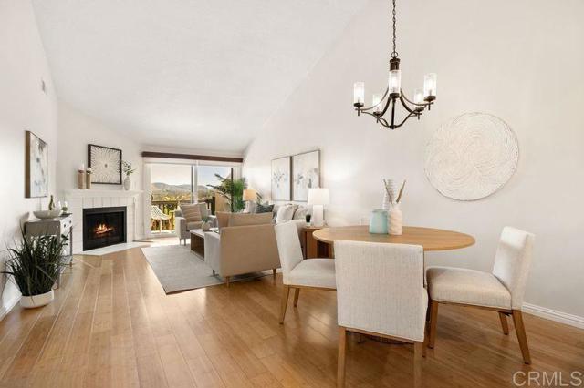 Detail Gallery Image 3 of 35 For 2118 Valleydale Lane, Encinitas,  CA 92024 - 2 Beds | 2 Baths