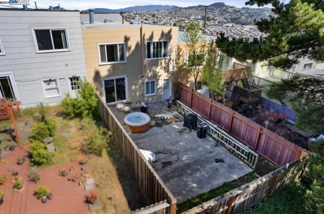 69 Mar Vista Drive, Daly City, California 94014, 3 Bedrooms Bedrooms, ,1 BathroomBathrooms,Single Family Residence,For Sale,Mar Vista Drive,41060412