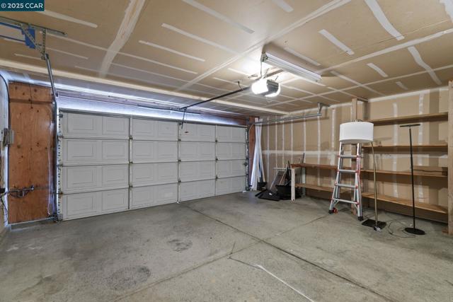 1015 Hidden Oak Ct, Concord CA: https://media.crmls.org/mediaz/a3aa7ce7-d867-45b2-86c6-ff294a4aa805.jpg